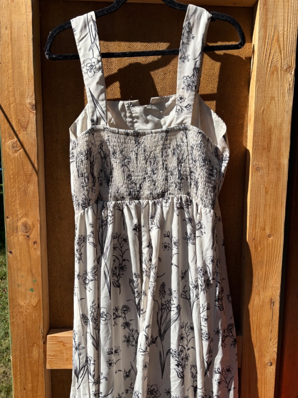 Dress - Picture 2 of 2